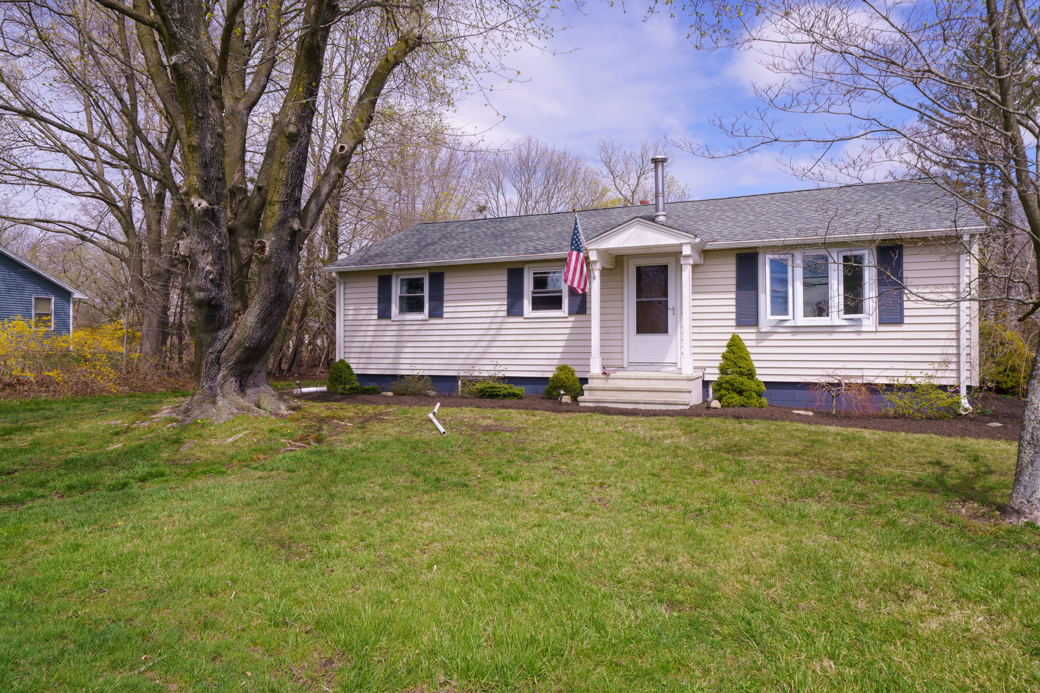 720 Trumbull Hwy, Lebanon, CT 06249, US Photo 3