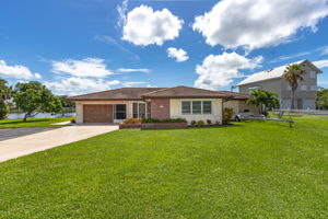 7789 Pirates Cove Ln, Bokeelia, FL 33922, US Photo 2