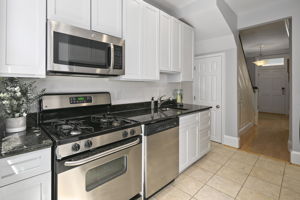 442 Manor Pl NW, Washington, DC 20010, US Photo 23