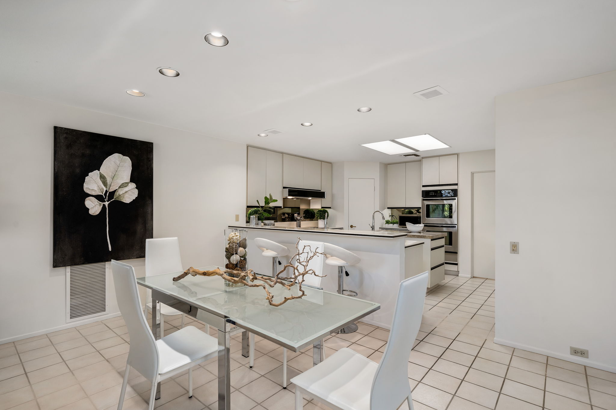 1 Camelot Ct, Rancho Mirage, CA 92270, US Photo 24