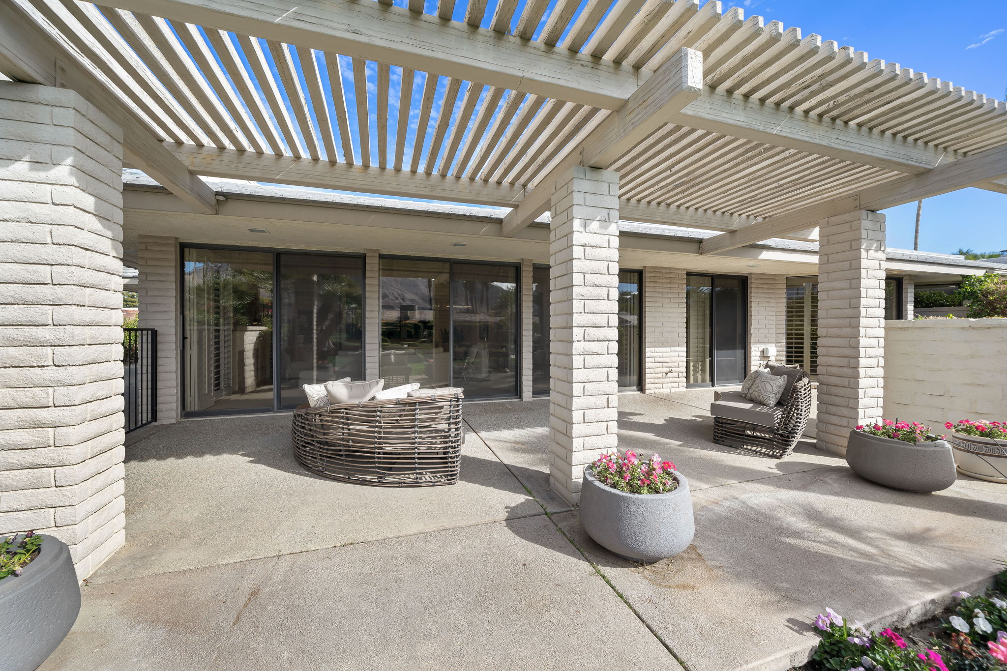 1 Camelot Ct, Rancho Mirage, CA 92270, US Photo 42