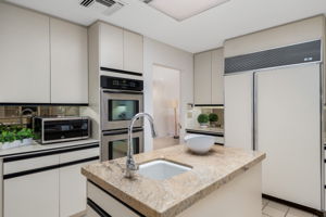 1 Camelot Ct, Rancho Mirage, CA 92270, US Photo 28