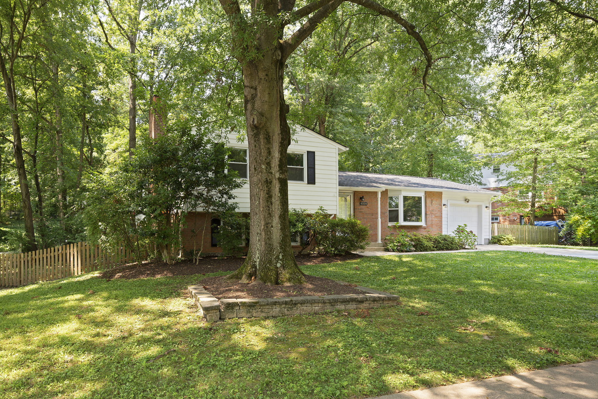 6504 Greenview Ln, West Springfield, VA 22152 Struxture Photography