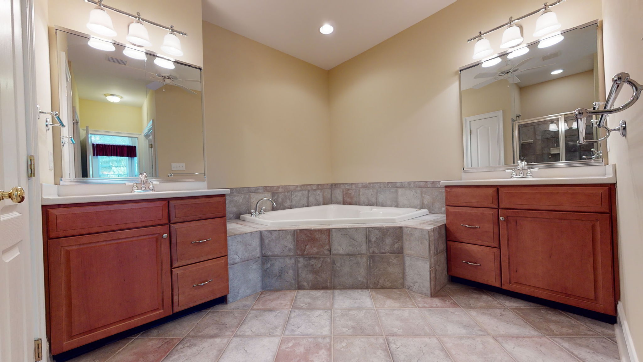 9509 Brookchase Dr, Raleigh, NC 27617, USA Photo 37