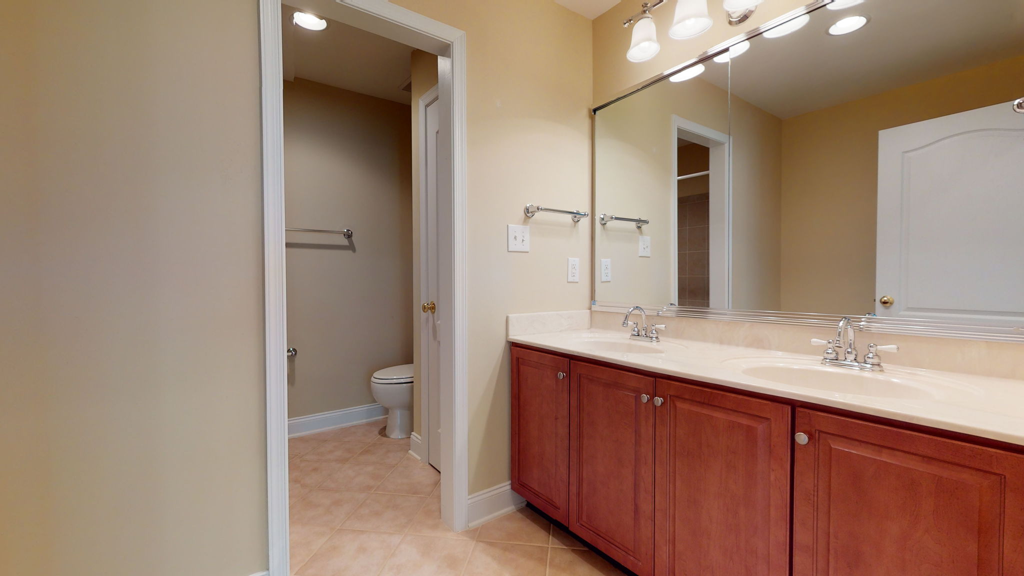 9509 Brookchase Dr, Raleigh, NC 27617, USA Photo 45