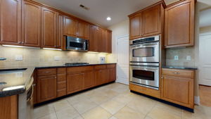 9509 Brookchase Dr, Raleigh, NC 27617, USA Photo 19