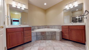 9509 Brookchase Dr, Raleigh, NC 27617, USA Photo 36
