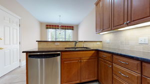 9509 Brookchase Dr, Raleigh, NC 27617, USA Photo 21