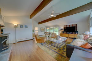 10 Dunbar Rd, Quaker Hill, CT 06375, USA Photo 9