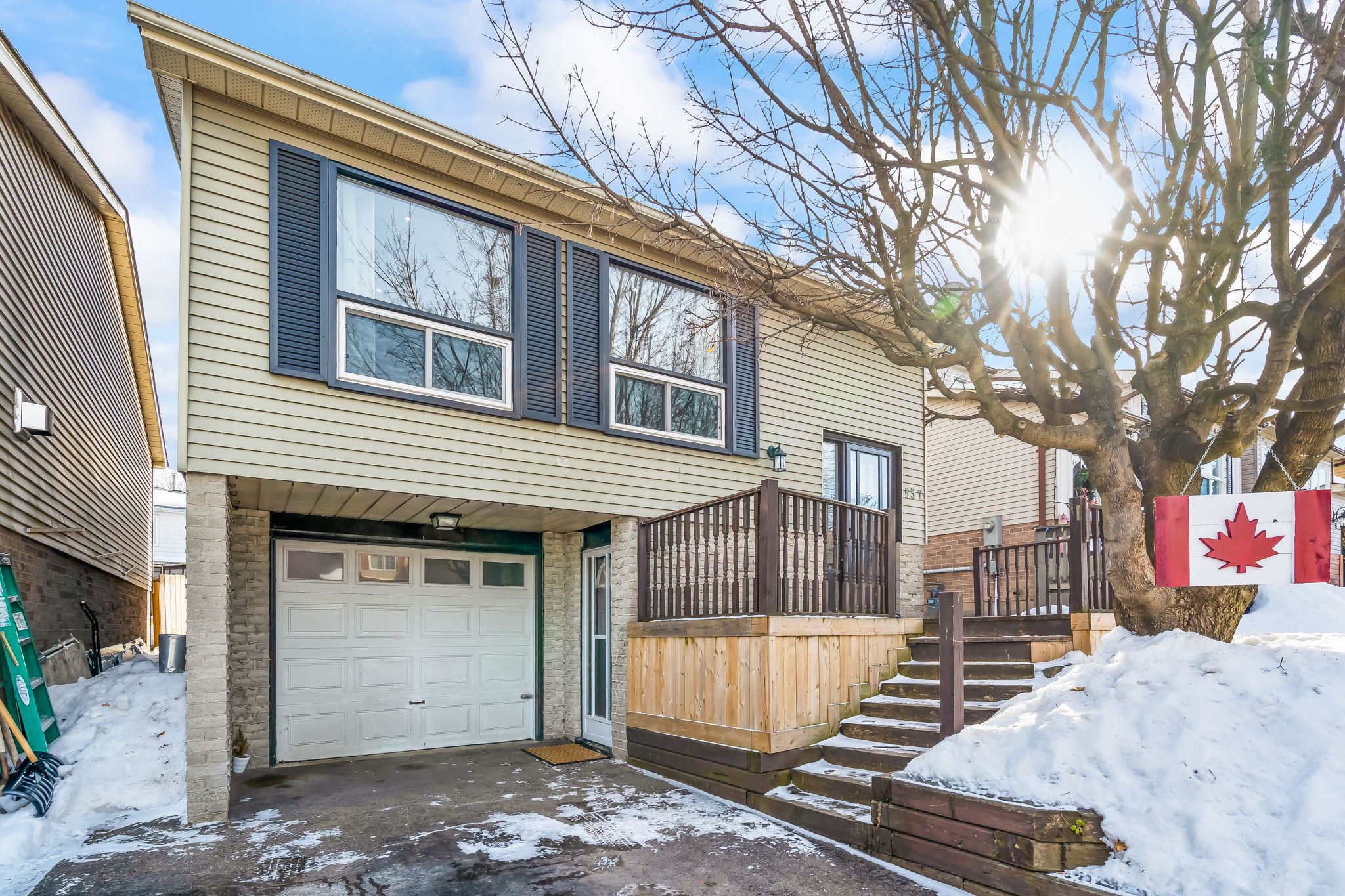 137 Goldgate Crescent, Orangeville, ON L9W 4C2, CA Photo 2