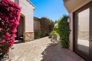 201 Loch Lomond Rd, Rancho Mirage, CA 92270, US Photo 14