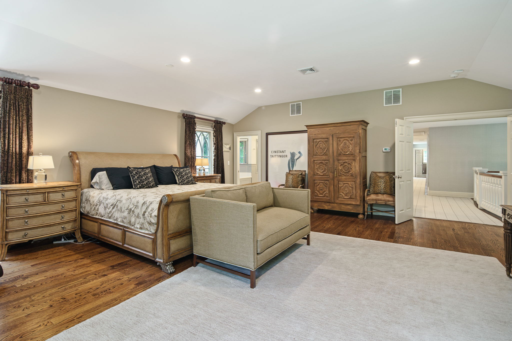 560 Frogtown Rd, New Canaan, CT 06840, US Photo 38