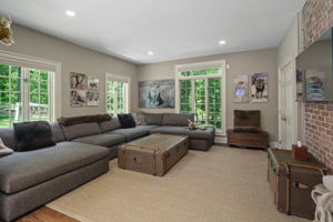 560 Frogtown Rd, New Canaan, CT 06840, US Photo 44