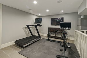 560 Frogtown Rd, New Canaan, CT 06840, US Photo 42