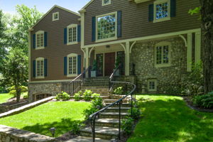 560 Frogtown Rd, New Canaan, CT 06840, US Photo 0