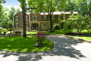 560 Frogtown Rd, New Canaan, CT 06840, US Photo 2