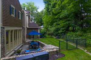 560 Frogtown Rd, New Canaan, CT 06840, US Photo 13
