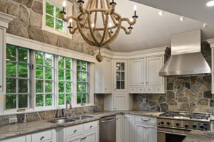 560 Frogtown Rd, New Canaan, CT 06840, US Photo 50