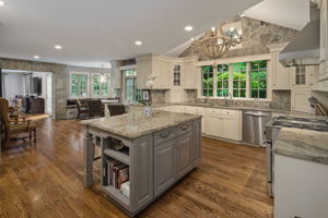 560 Frogtown Rd, New Canaan, CT 06840, US Photo 52