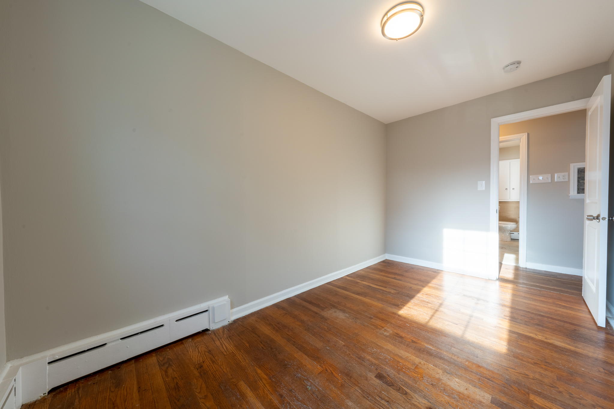 490 W Jackson Ave, Bridgeport, CT 06604, USA Photo 36