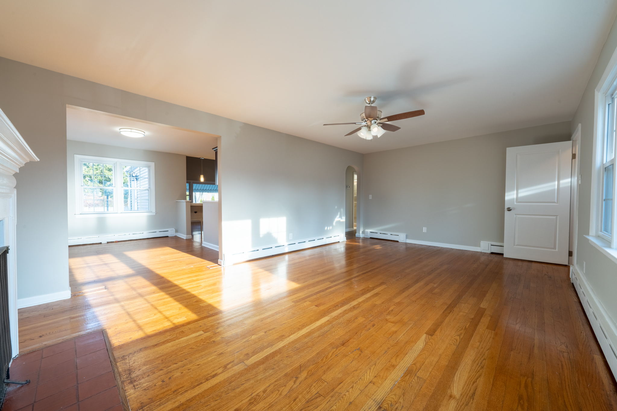 490 W Jackson Ave, Bridgeport, CT 06604, USA Photo 13