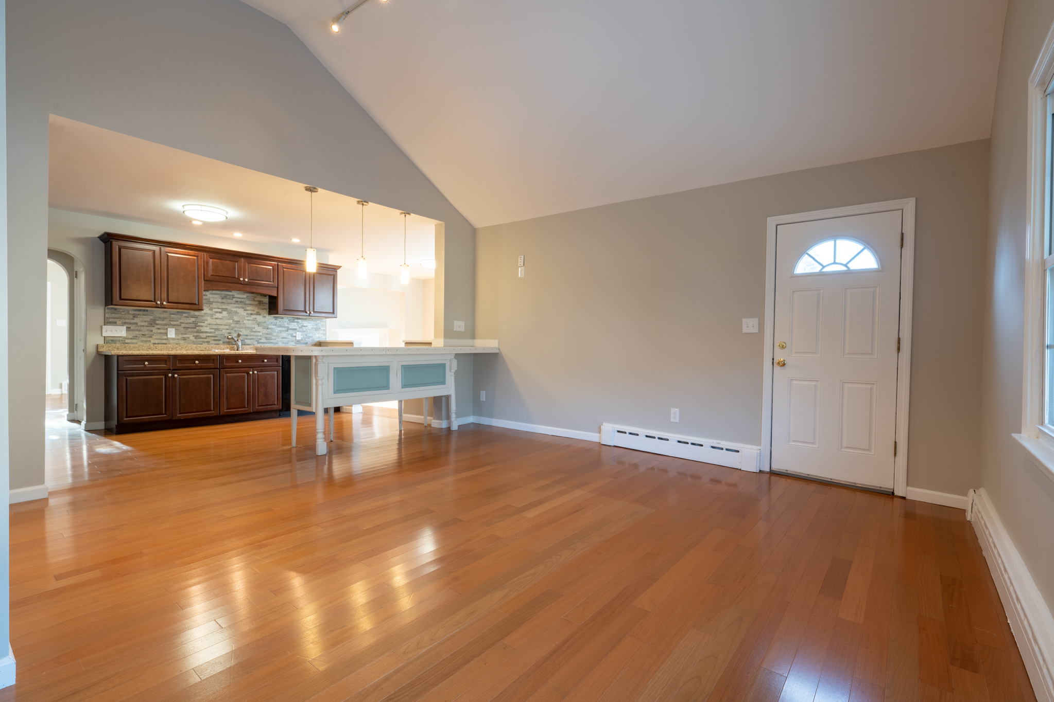 490 W Jackson Ave, Bridgeport, CT 06604, USA Photo 20