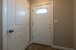 490 W Jackson Ave, Bridgeport, CT 06604, USA Photo 8