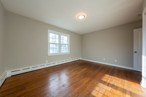 490 W Jackson Ave, Bridgeport, CT 06604, USA Photo 33