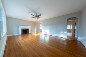 490 W Jackson Ave, Bridgeport, CT 06604, USA Photo 9