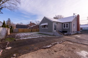 490 W Jackson Ave, Bridgeport, CT 06604, USA Photo 3