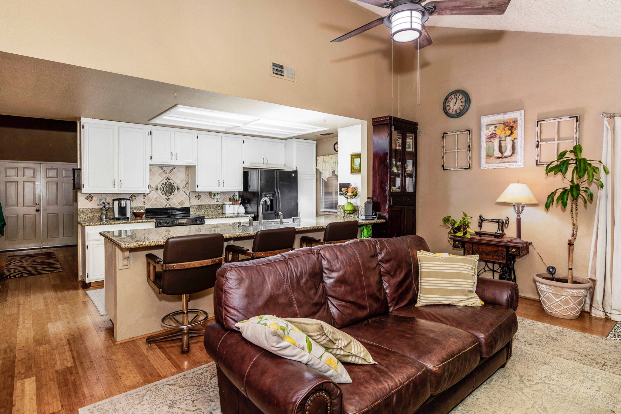 4481 Fallbrook Rd, Concord, CA 94521, US Photo 6
