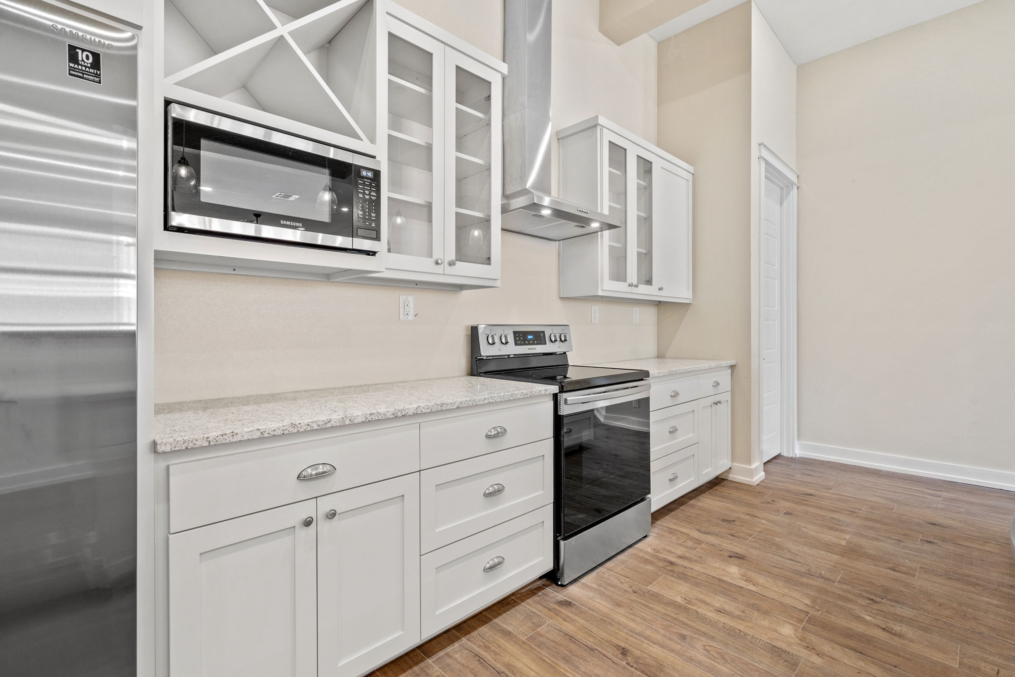 104 E 2nd St Unit 201, Taylor, TX 76574, US Photo 14