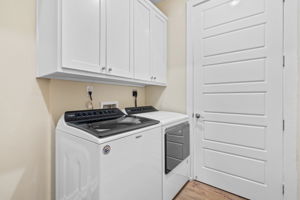 104 E 2nd St Unit 201, Taylor, TX 76574, US Photo 25