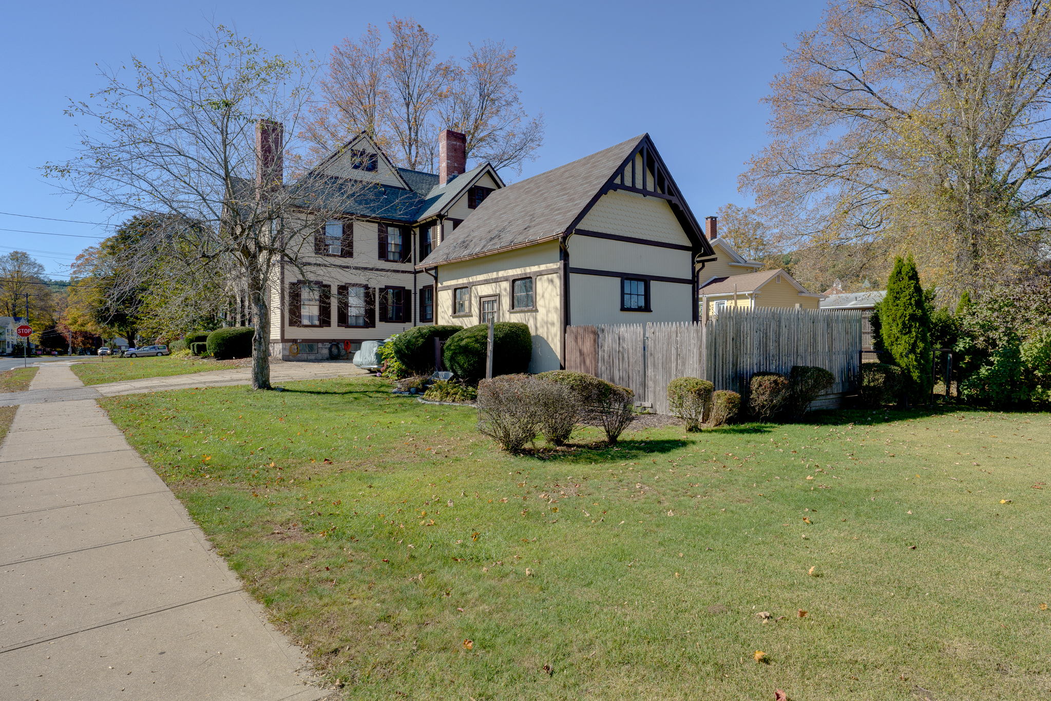 67 Union St, Thomaston, CT 06787, USA Photo 5