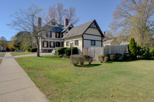 67 Union St, Thomaston, CT 06787, USA Photo 4