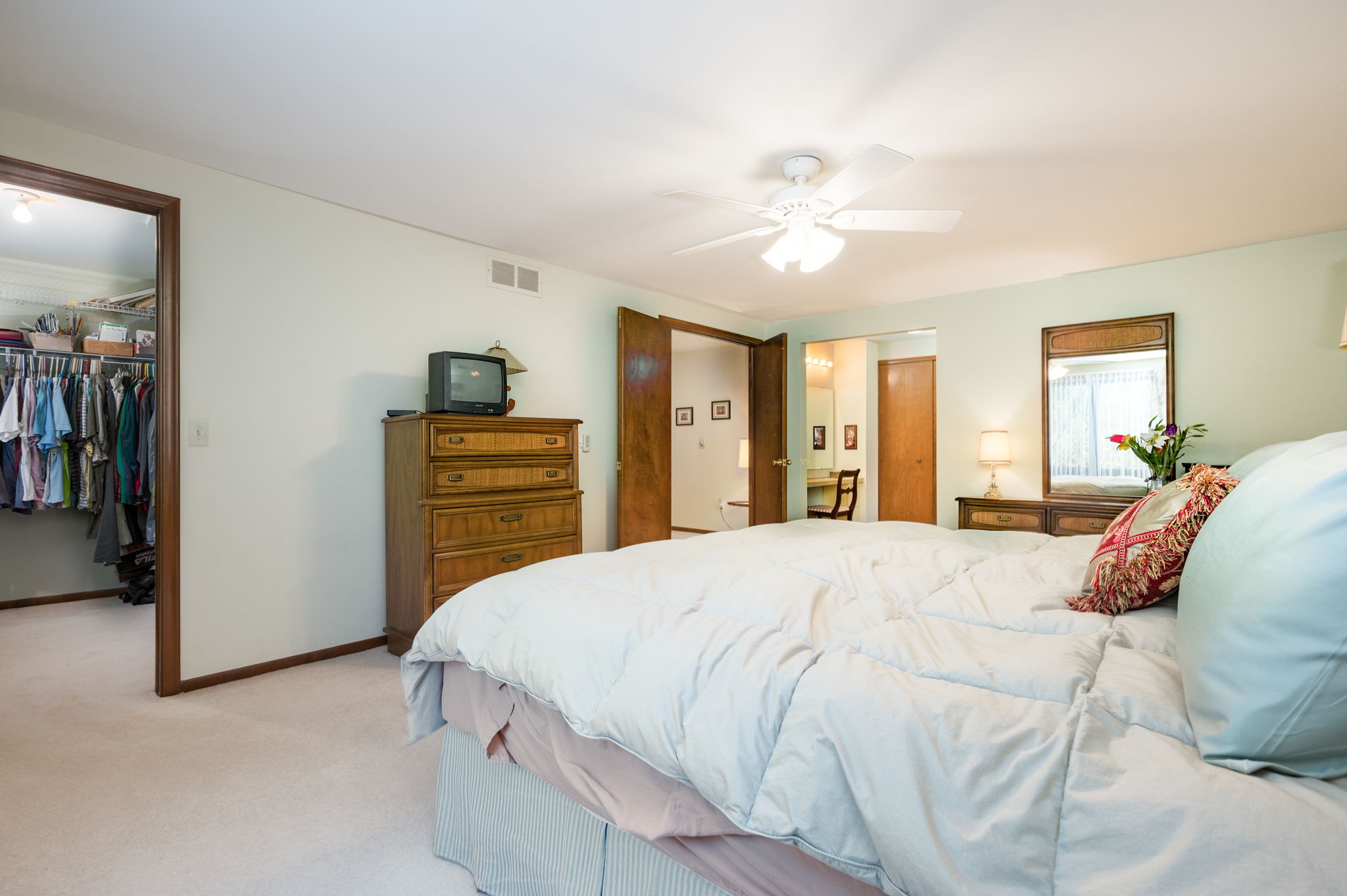 1678 Chatham Dr, Troy, MI 48084, USA Photo 30