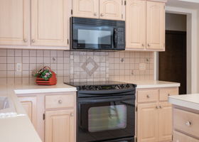 1678 Chatham Dr, Troy, MI 48084, USA Photo 14