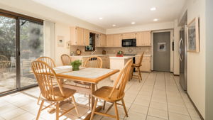 1678 Chatham Dr, Troy, MI 48084, USA Photo 11