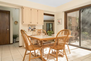 1678 Chatham Dr, Troy, MI 48084, USA Photo 20
