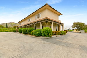 180 Cañada Larga Rd, Ventura, CA 93001, US Photo 3