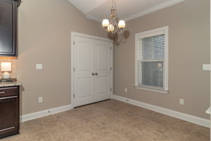 Breakfast Area - Pantry