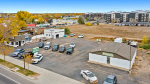 1010 - 1108 N College Ave