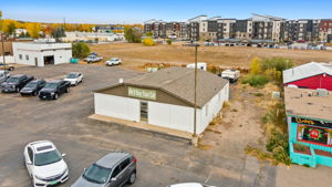 Storage/warehouse w/one (1) bay