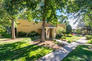 635 S Clinton St, Denver, CO 80247, USA Photo 3