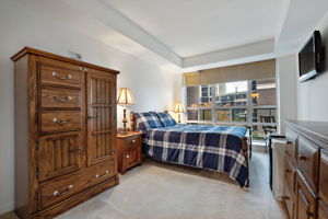 9 Michael Power Pl Unit 206, Etobicoke, ON M9A 0A5, CA Photo 14