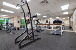 9 Michael Power Pl Unit 206, Etobicoke, ON M9A 0A5, CA Photo 23