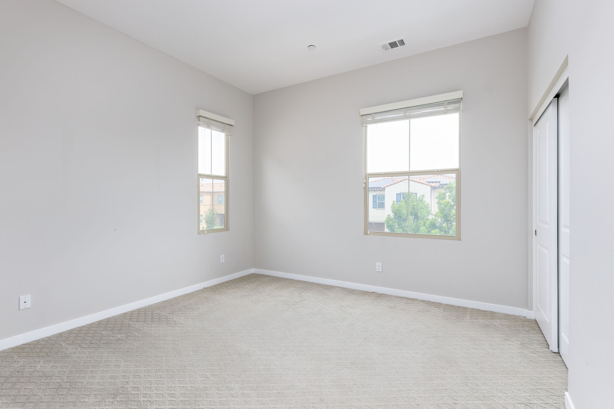 152 Borrego, Irvine, CA 92618, US Photo 18