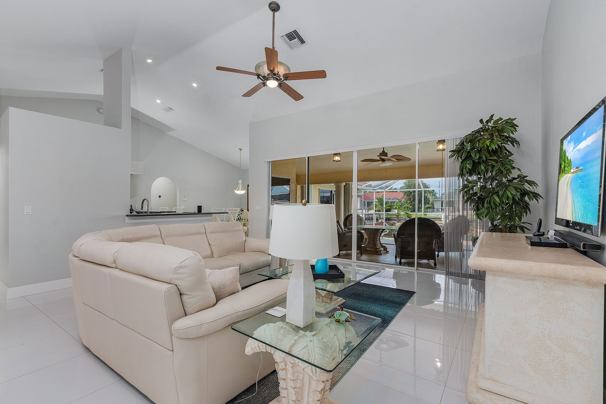 2119 SW 52nd St, Cape Coral, FL 33914, USA Photo 7