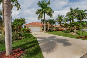 2119 SW 52nd St, Cape Coral, FL 33914, USA Photo 2