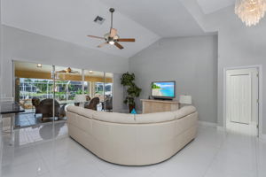 2119 SW 52nd St, Cape Coral, FL 33914, USA Photo 7